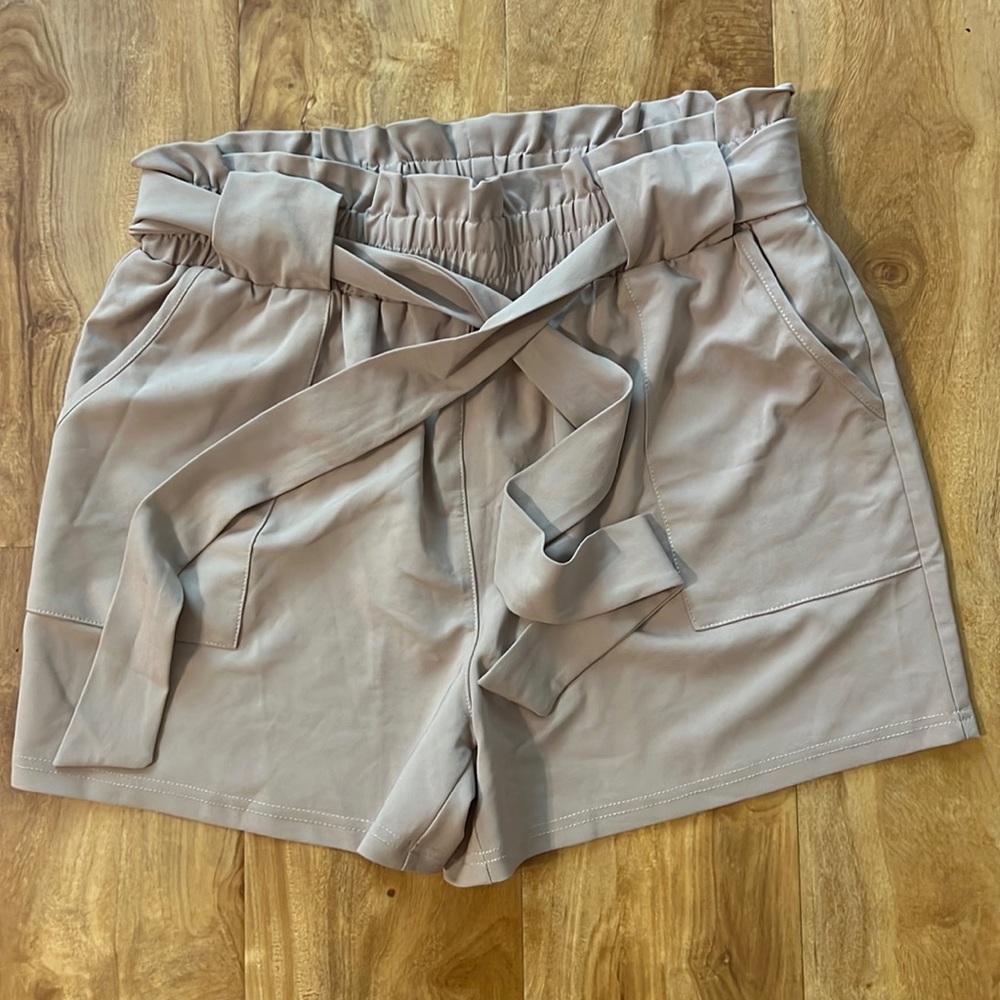 Khaki shorts